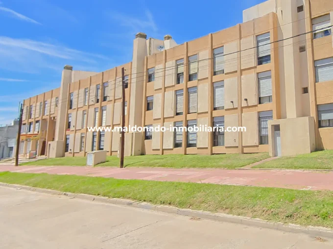 VENTA DPTO 3DOR + COCHERA | ZONA ABILENE | Propiedades Inmobiliaria Maldonado