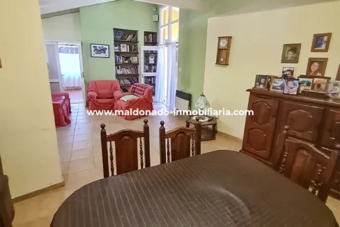 CASA EN VENTA 3DOR | ZONA PARQUE SARMIENTO | Propiedades Inmobiliaria Maldonado