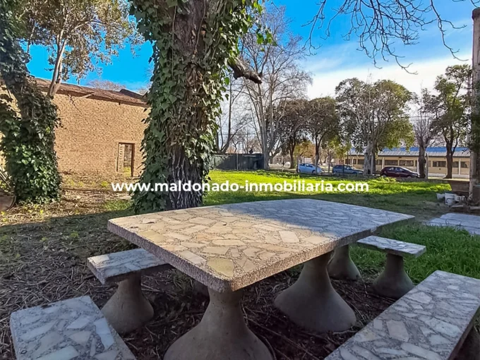 Jardín de casa en venta en Parque Sarmiento, Río Cuarto
